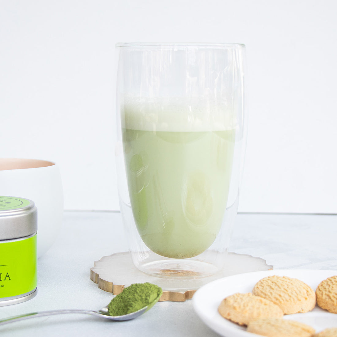 Vegan amandel matchafrappé